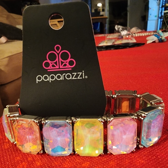 Elegant Multicolor Gemstone Bracelet - Picture 3 of 3